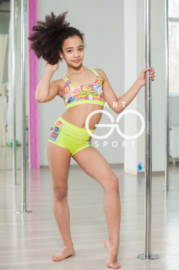 сценічне sparkle pole