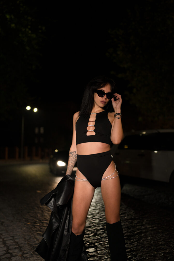 Топ та шортики для полденсу купити