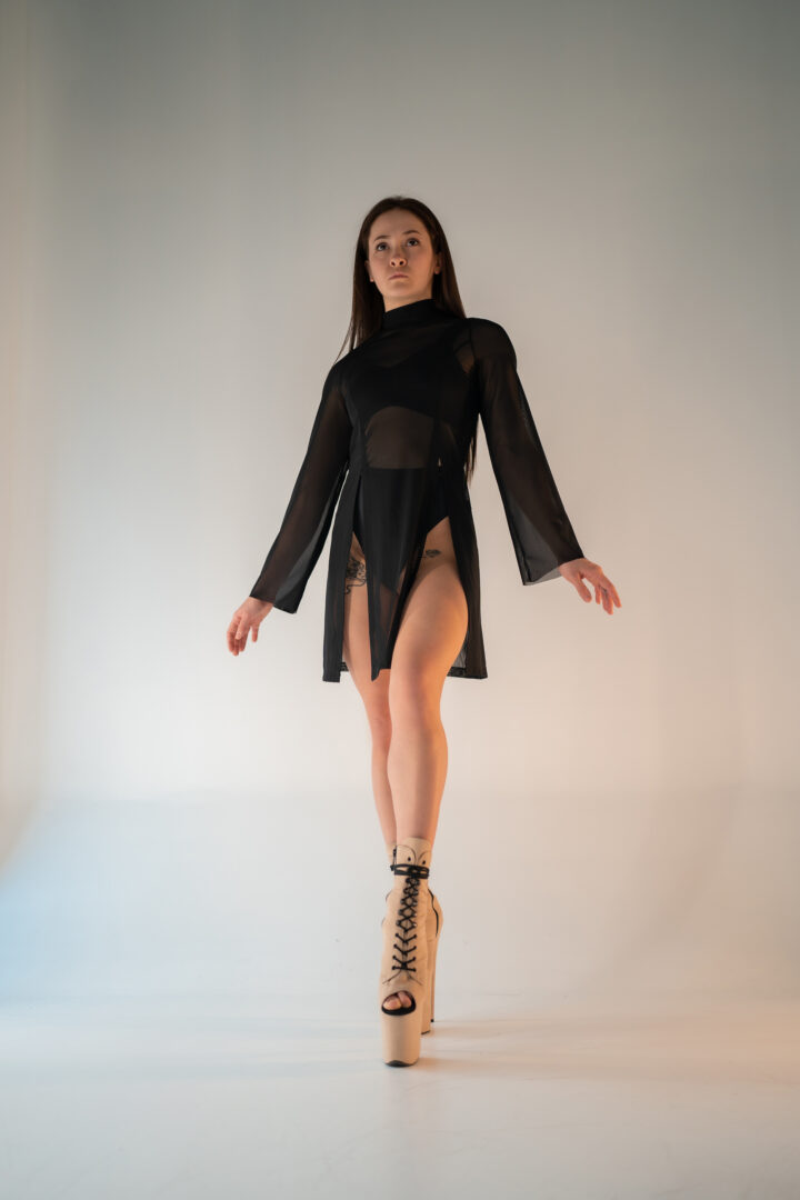 Плаття з сіточки для полденс купити