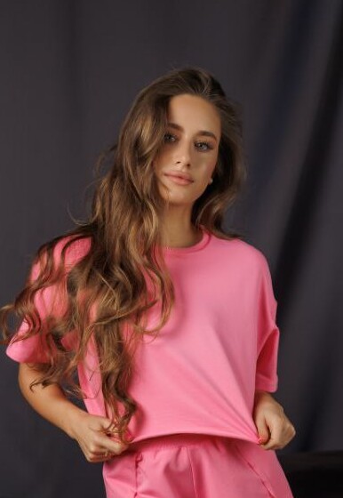 Жіноча форма для танців